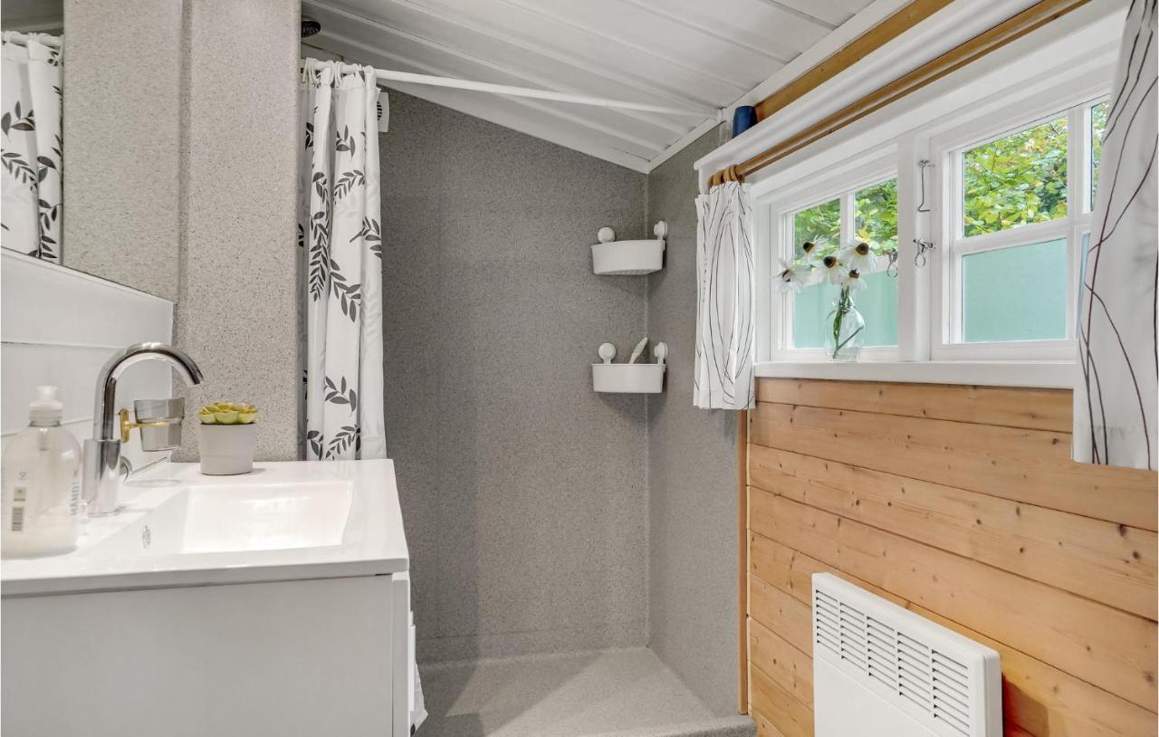 3 Bedroom Cozy Home In Børkop Buitenkant foto