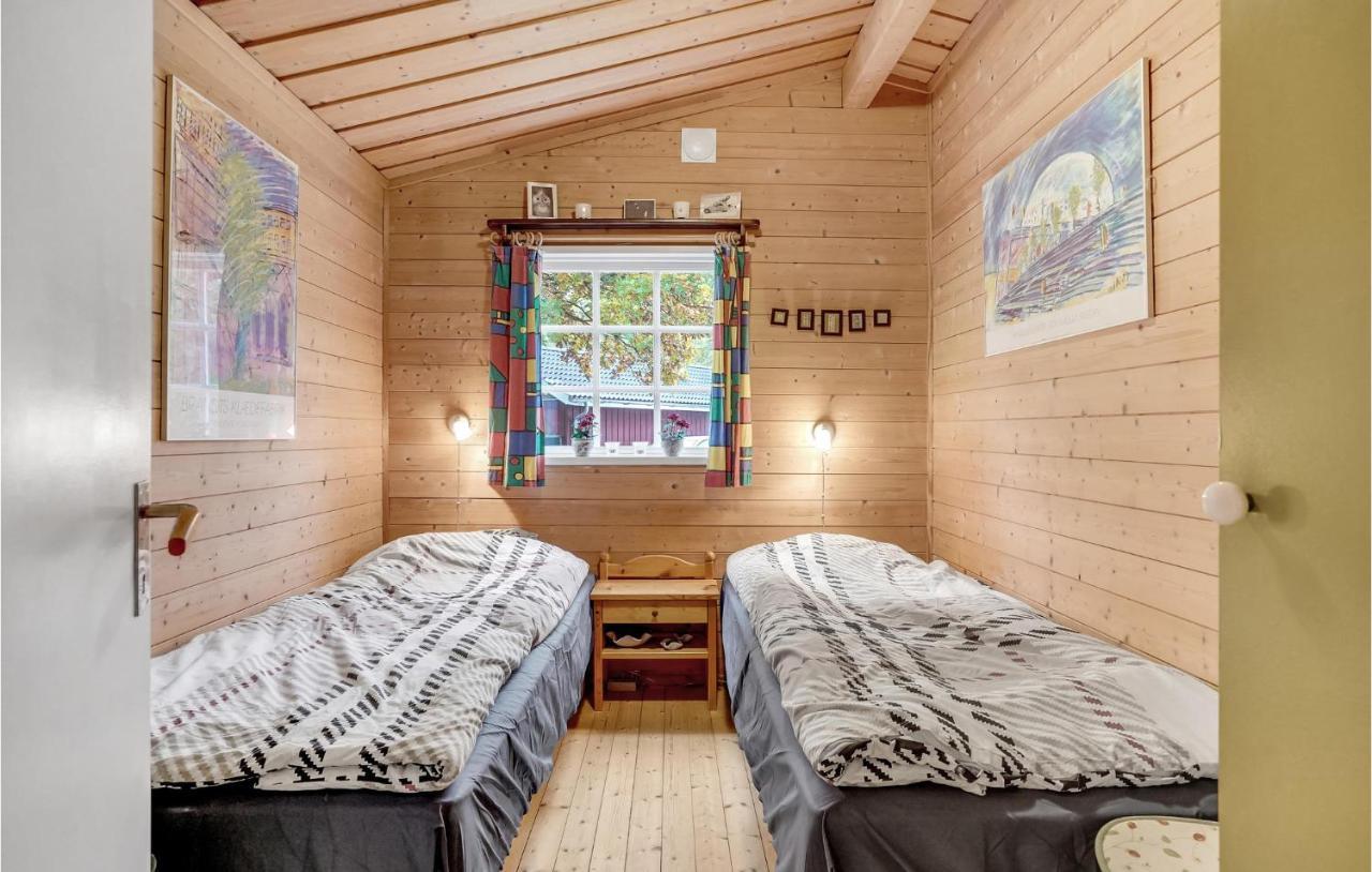 3 Bedroom Cozy Home In Børkop Buitenkant foto